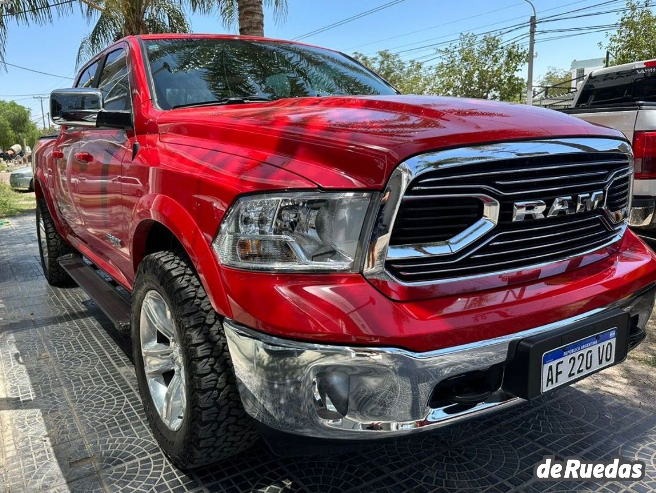 RAM 1500 Usada en San Juan, deRuedas