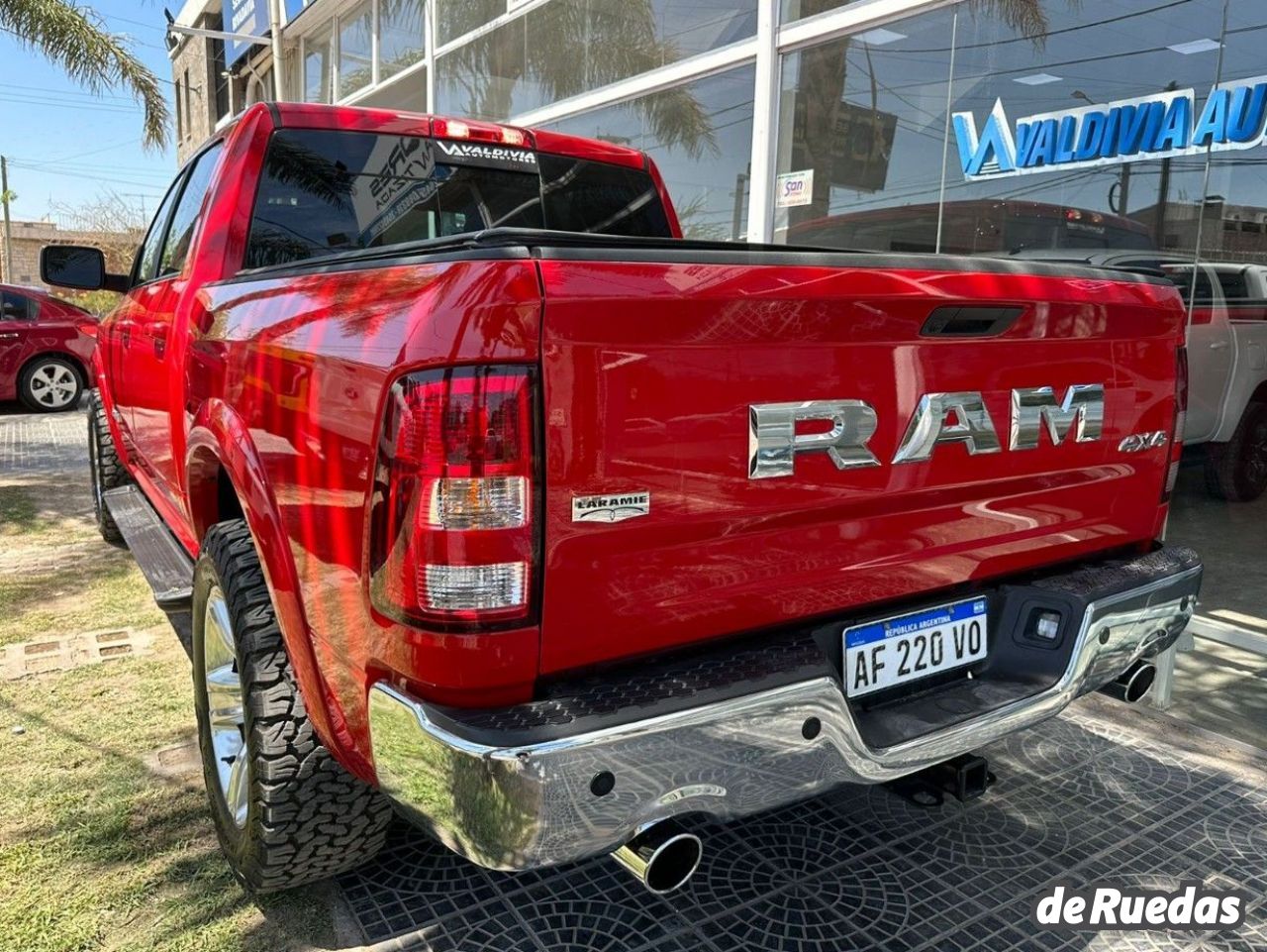 RAM 1500 Usada en San Juan, deRuedas