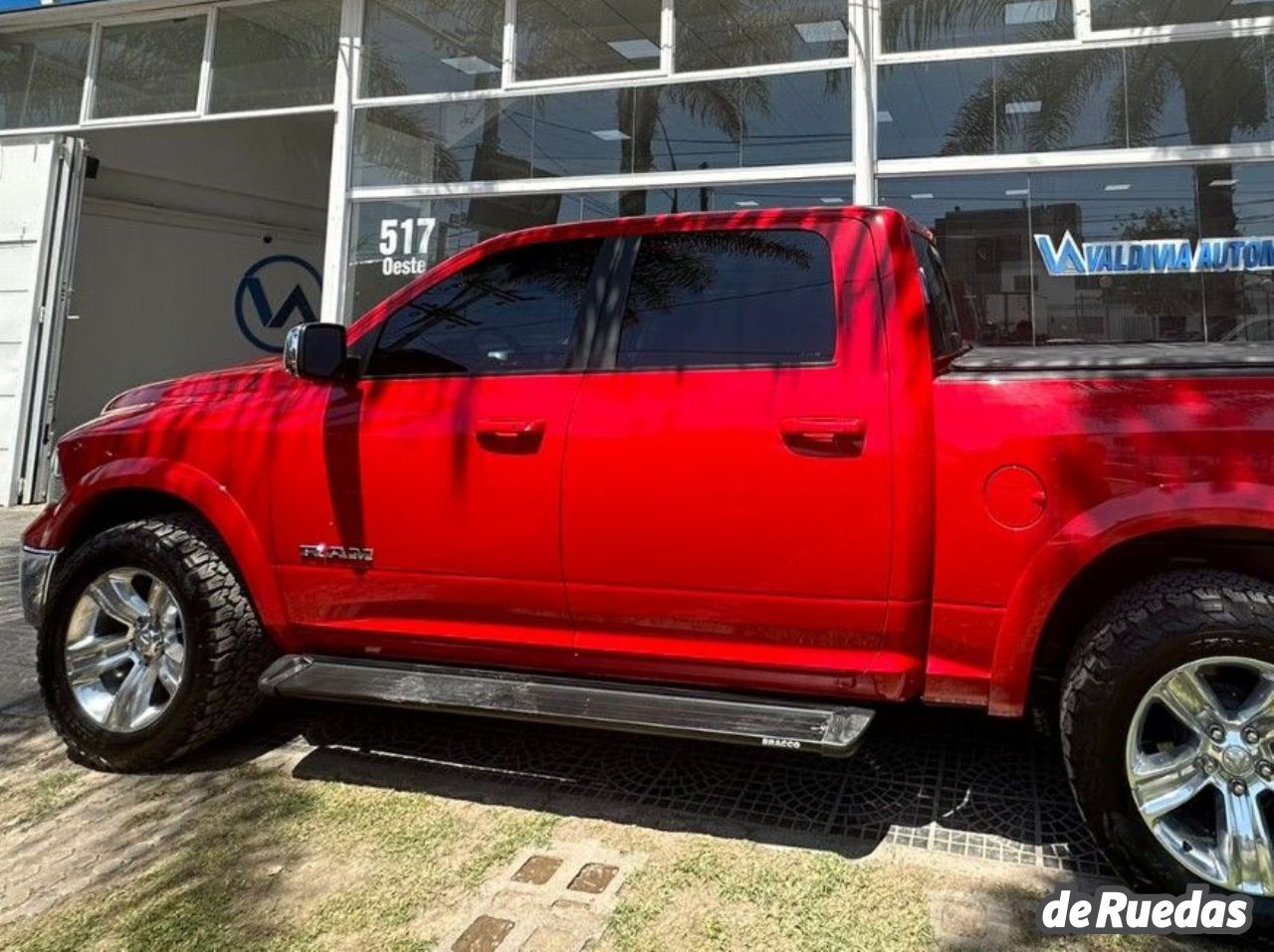 RAM 1500 Usada en San Juan, deRuedas