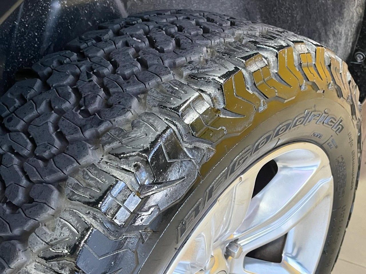 RAM 1500 Usada en San Juan, deRuedas