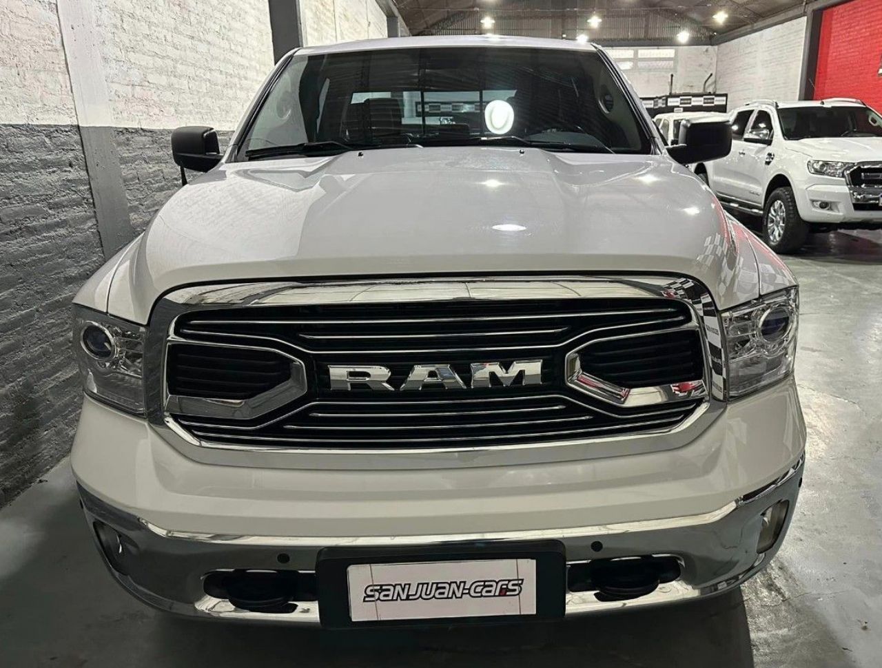 RAM 1500 Usada Financiado en San Juan, deRuedas