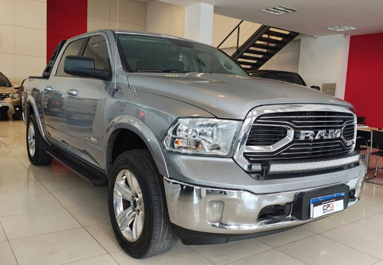 RAM 1500 Usada en Mendoza, deRuedas