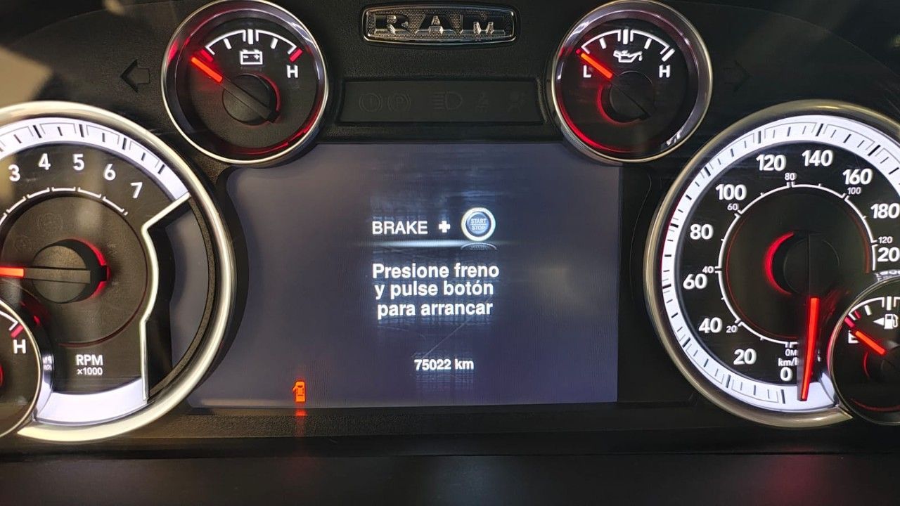 RAM 1500 Usada en Mendoza, deRuedas