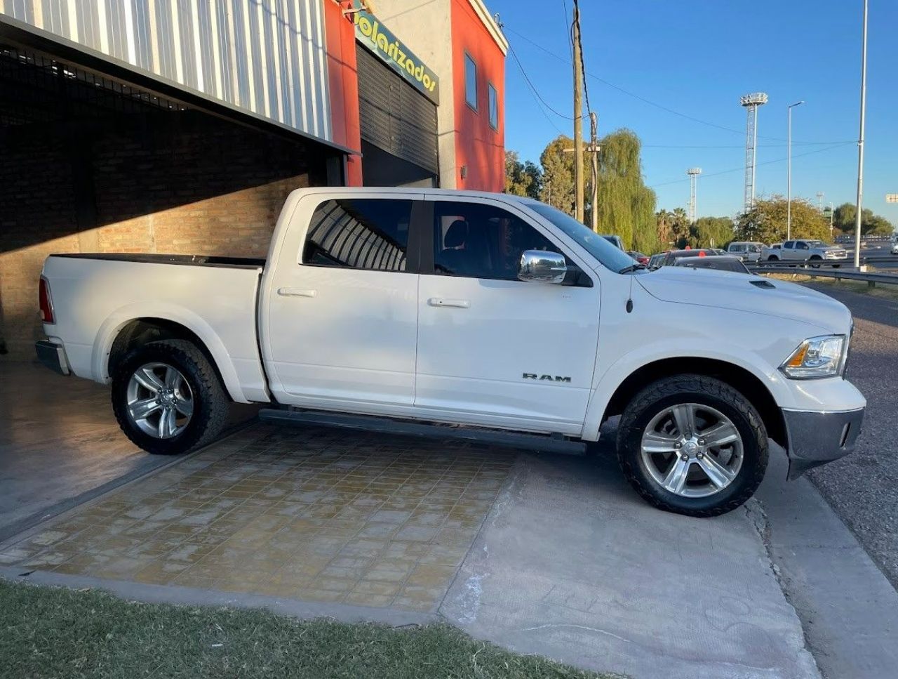 RAM 1500 Usada en San Juan, deRuedas