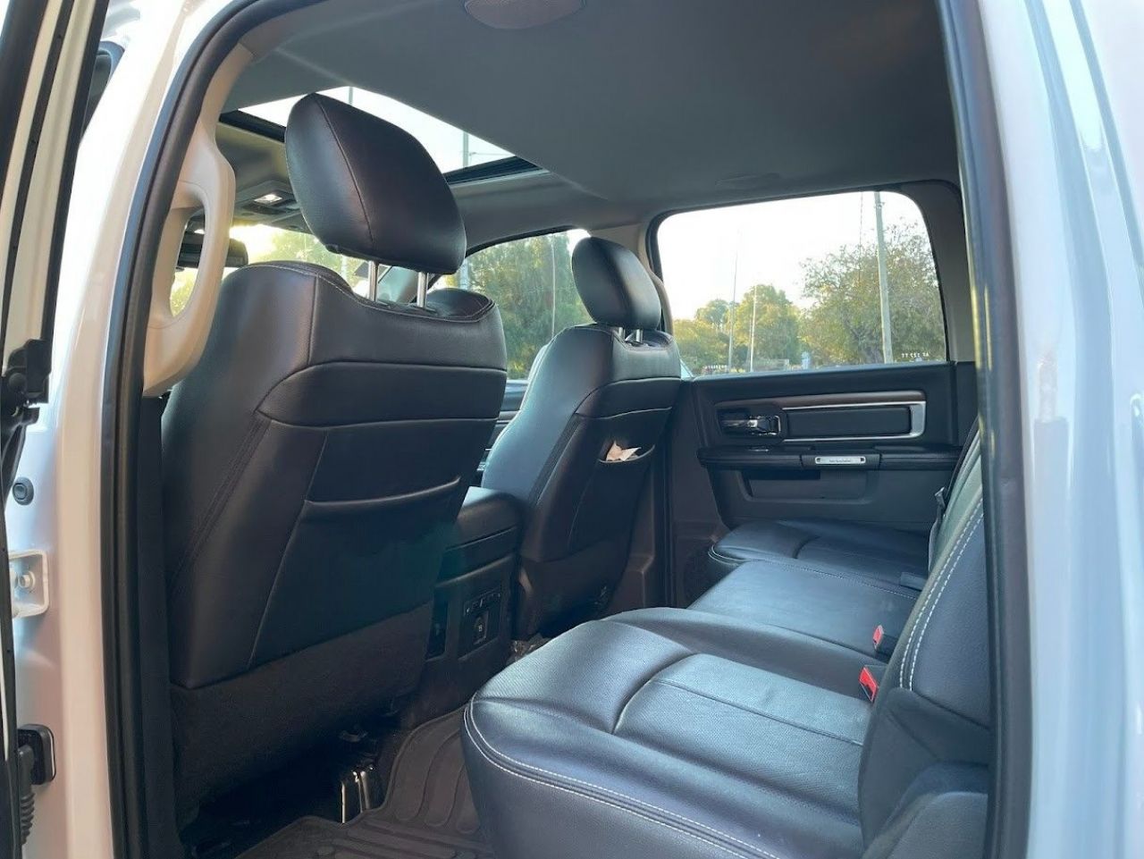 RAM 1500 Usada en San Juan, deRuedas