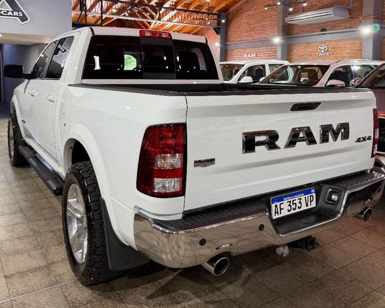 RAM 1500 Usada Financiado en San Juan, deRuedas