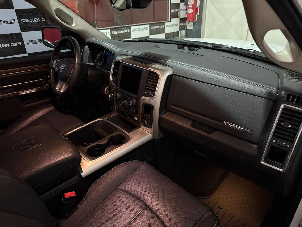 RAM 1500 Usada Financiado en San Juan, deRuedas
