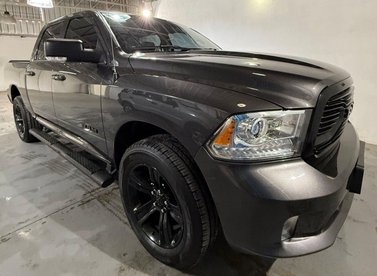 RAM 1500 Usada Financiado en San Juan, deRuedas