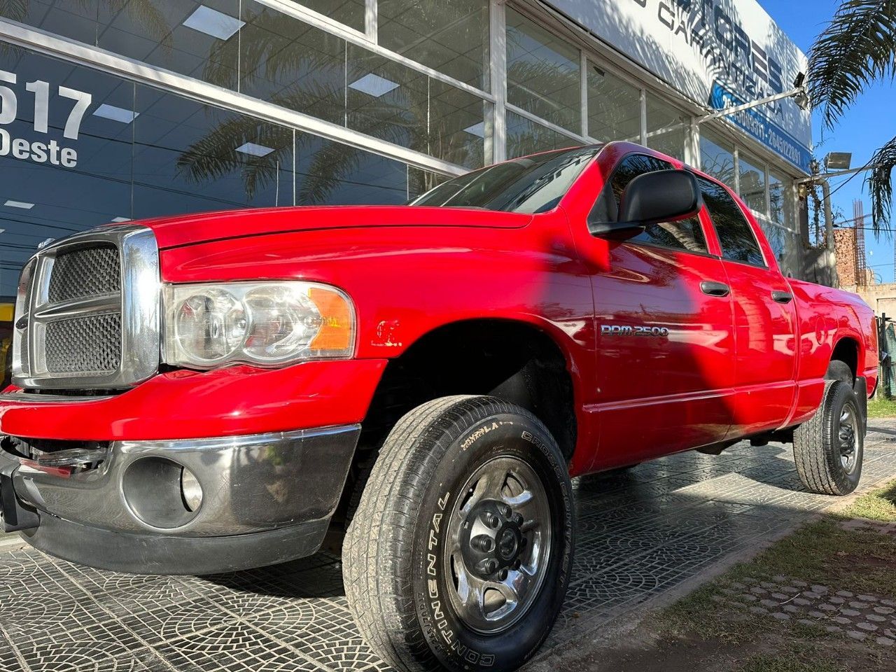 RAM 2500 Usada en San Juan, deRuedas