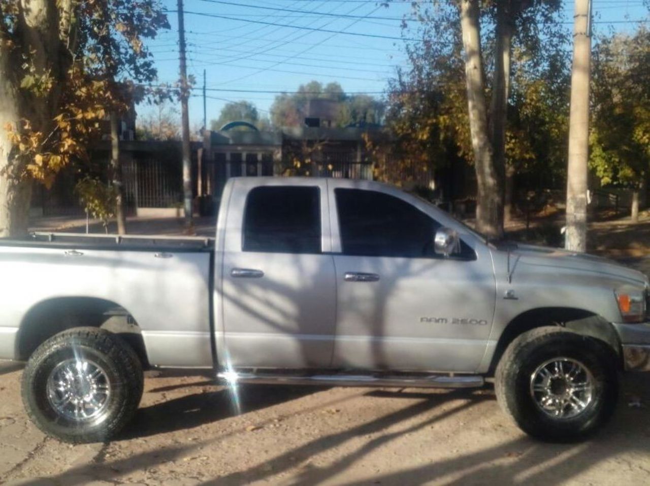 RAM 2500 Usada en Mendoza, deRuedas