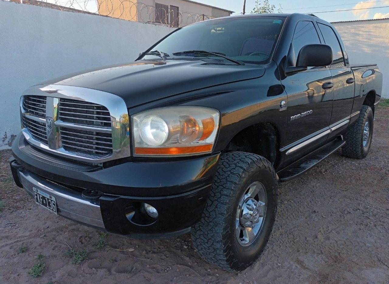 RAM 2500 Usada en Mendoza, deRuedas