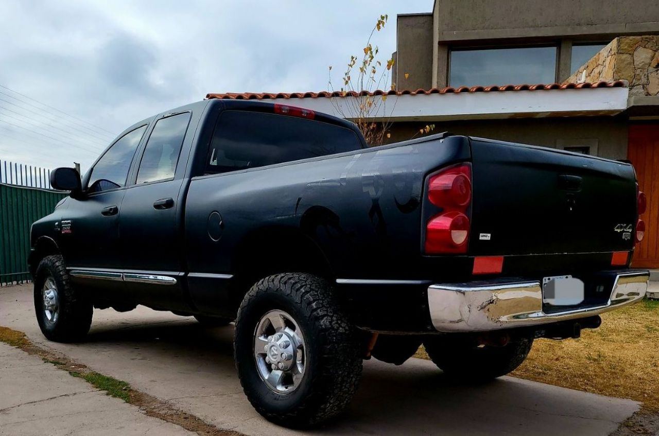 RAM 2500 Usada en Mendoza, deRuedas