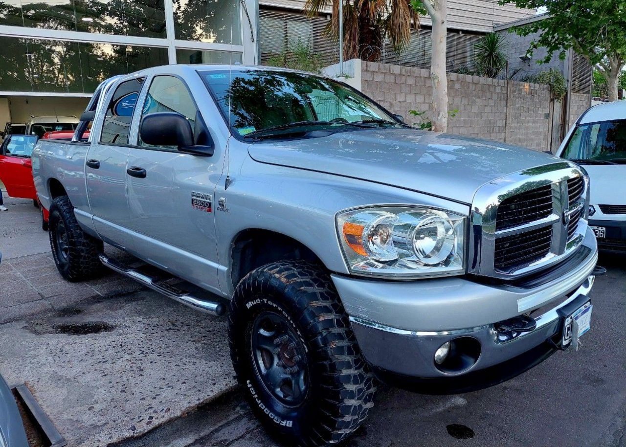 RAM 2500 Usada en Mendoza, deRuedas