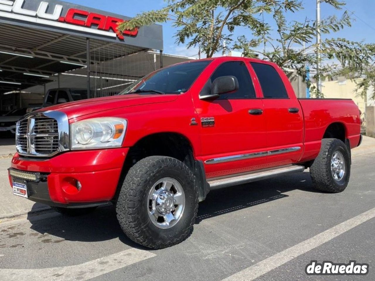 RAM 2500 Usada en San Juan, deRuedas