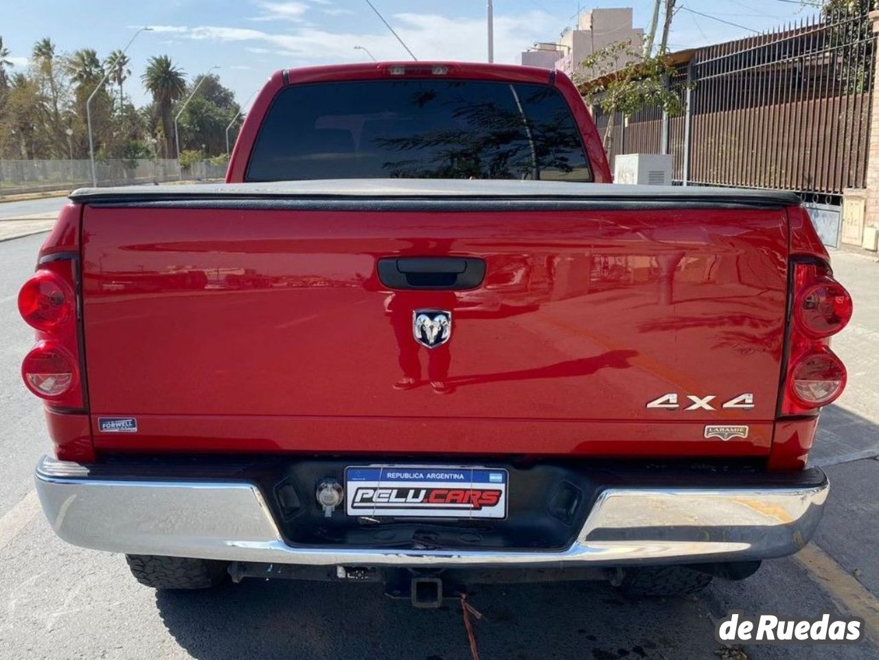 RAM 2500 Usada en San Juan, deRuedas