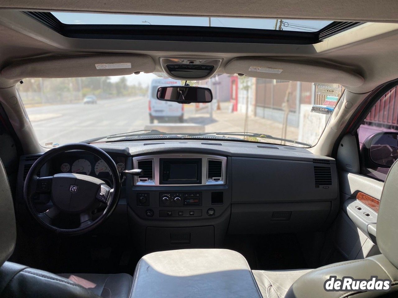 RAM 2500 Usada en San Juan, deRuedas