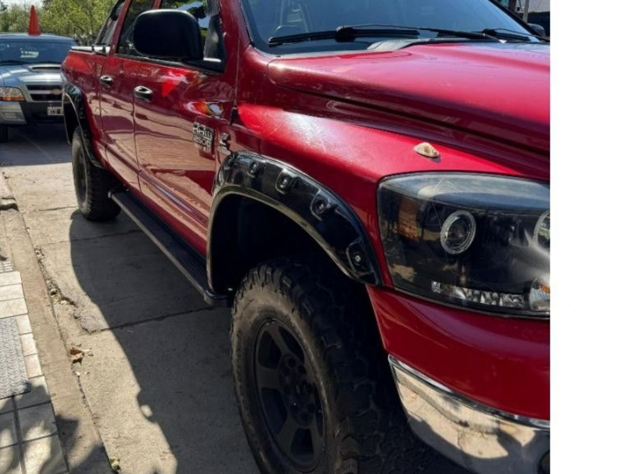 RAM 2500 Usada en San Juan, deRuedas