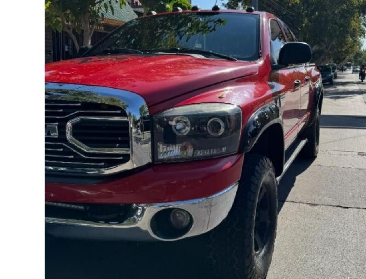 RAM 2500 Usada en San Juan, deRuedas