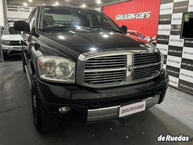 RAM 2500 Usada en San Juan, deRuedas