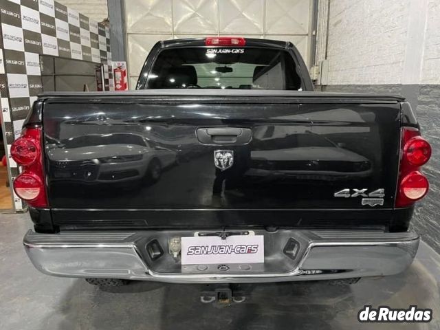 RAM 2500 Usada en San Juan, deRuedas