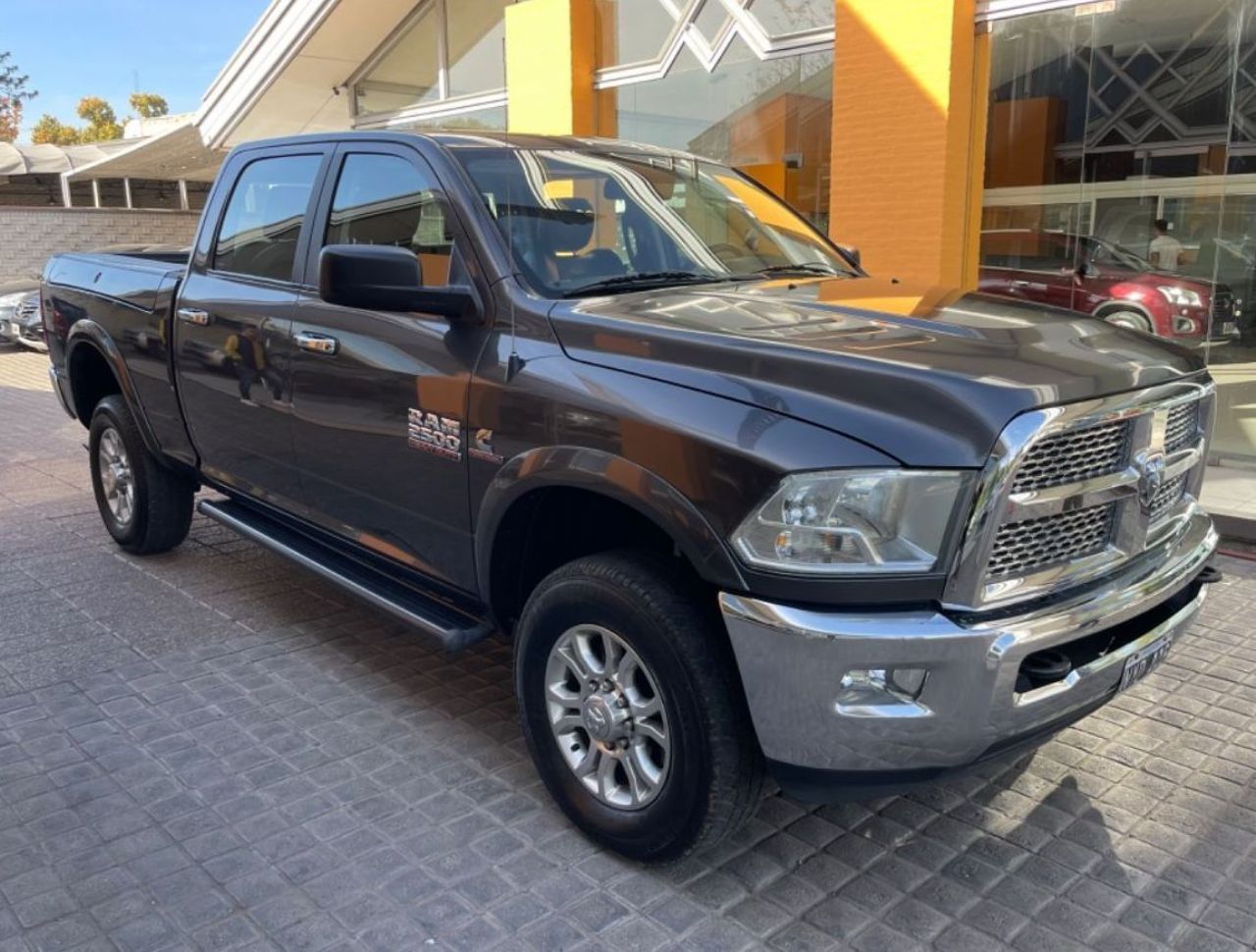 RAM 2500 Usada en Mendoza, deRuedas