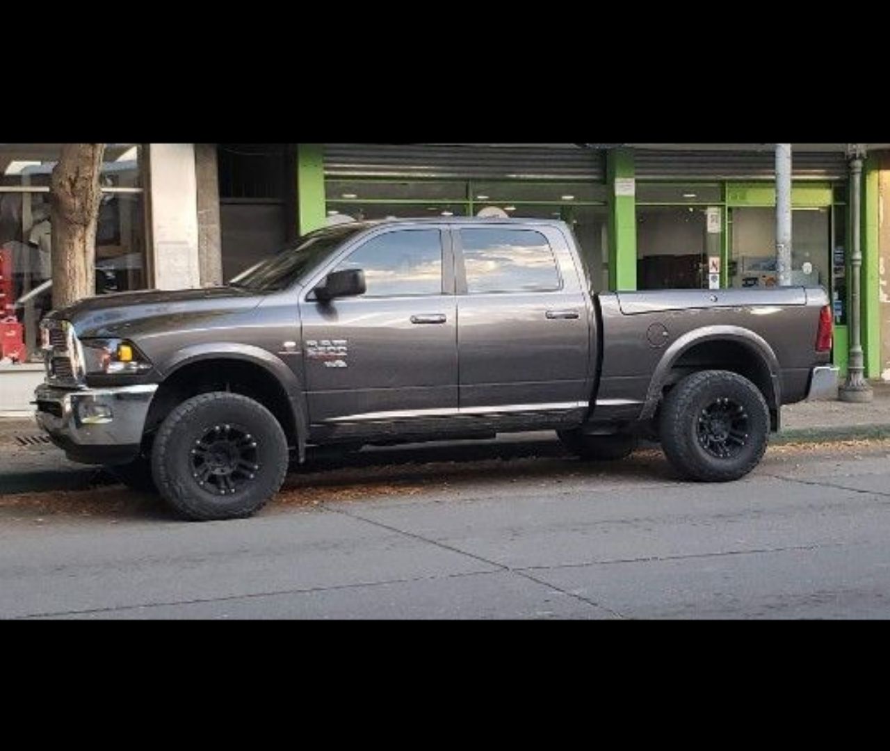 RAM 2500 Usada en Mendoza, deRuedas