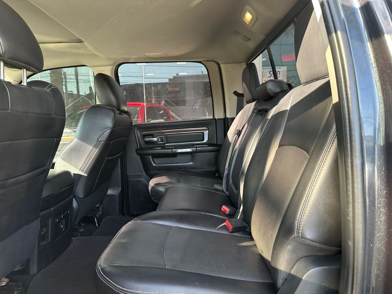 RAM 2500 Usada en San Juan, deRuedas