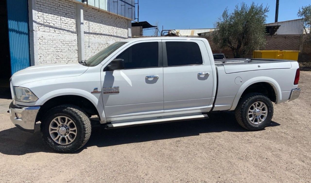 RAM 2500 Usada en Mendoza, deRuedas