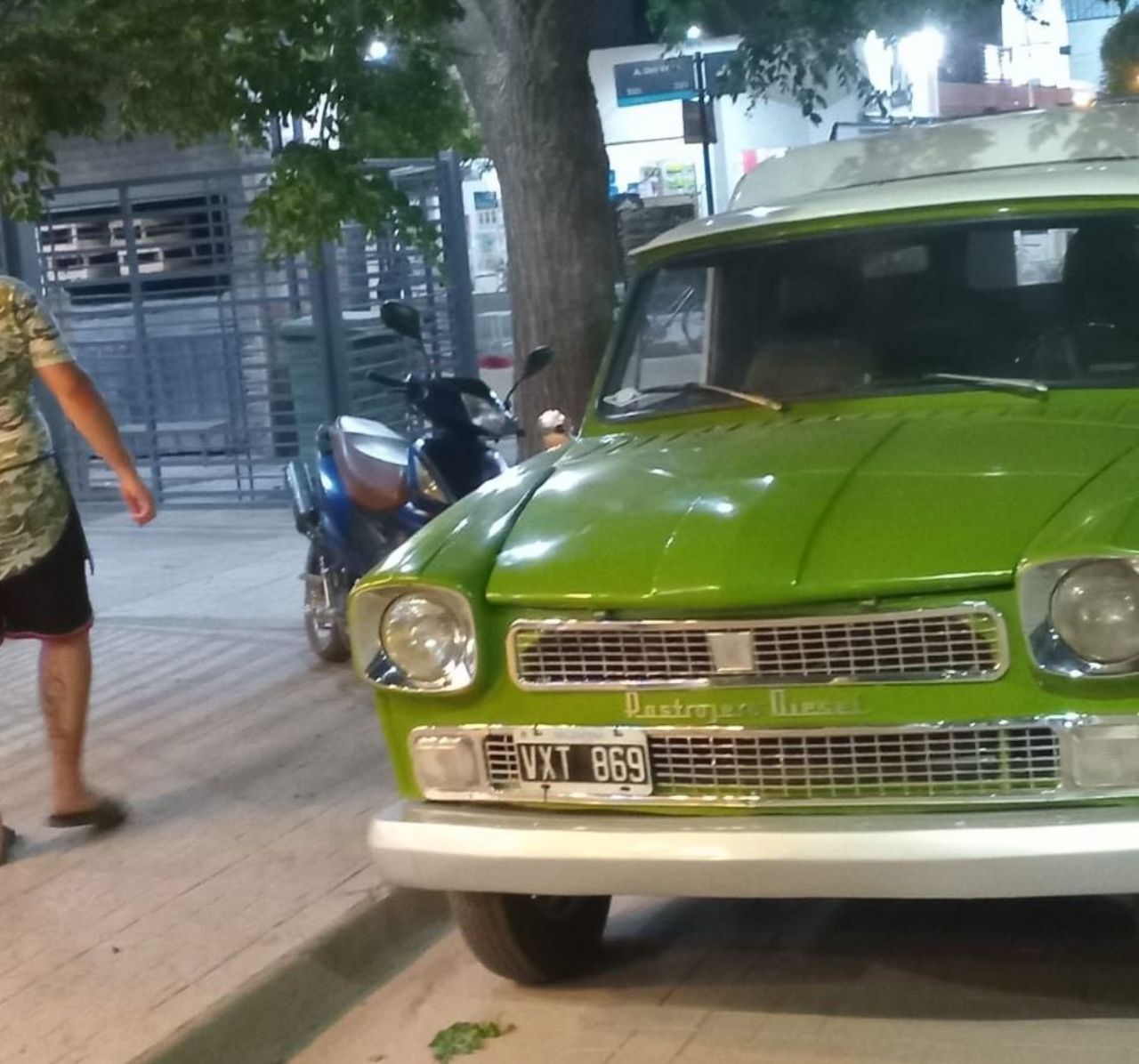 Rastrojero X-78 Usada en Córdoba, deRuedas
