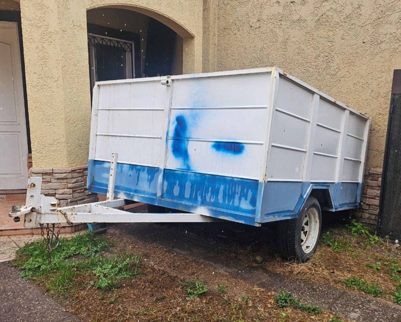 Remolque 1 eje Usado en Mendoza, deRuedas
