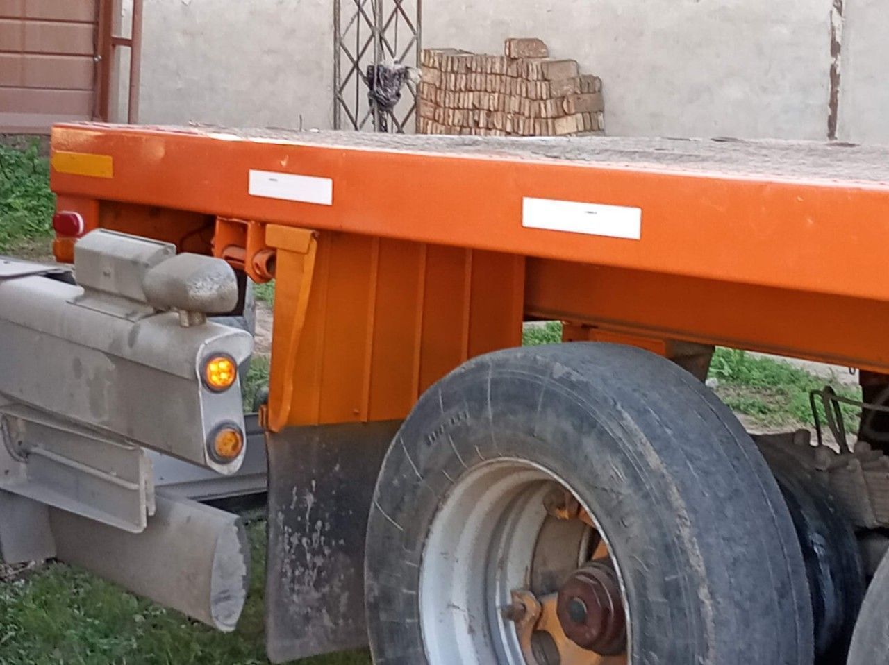 Remolque 3 ejes Usado en Santa Fe, deRuedas