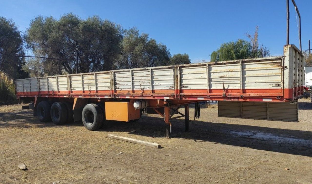 Remolque 3 ejes Usado en Mendoza, deRuedas