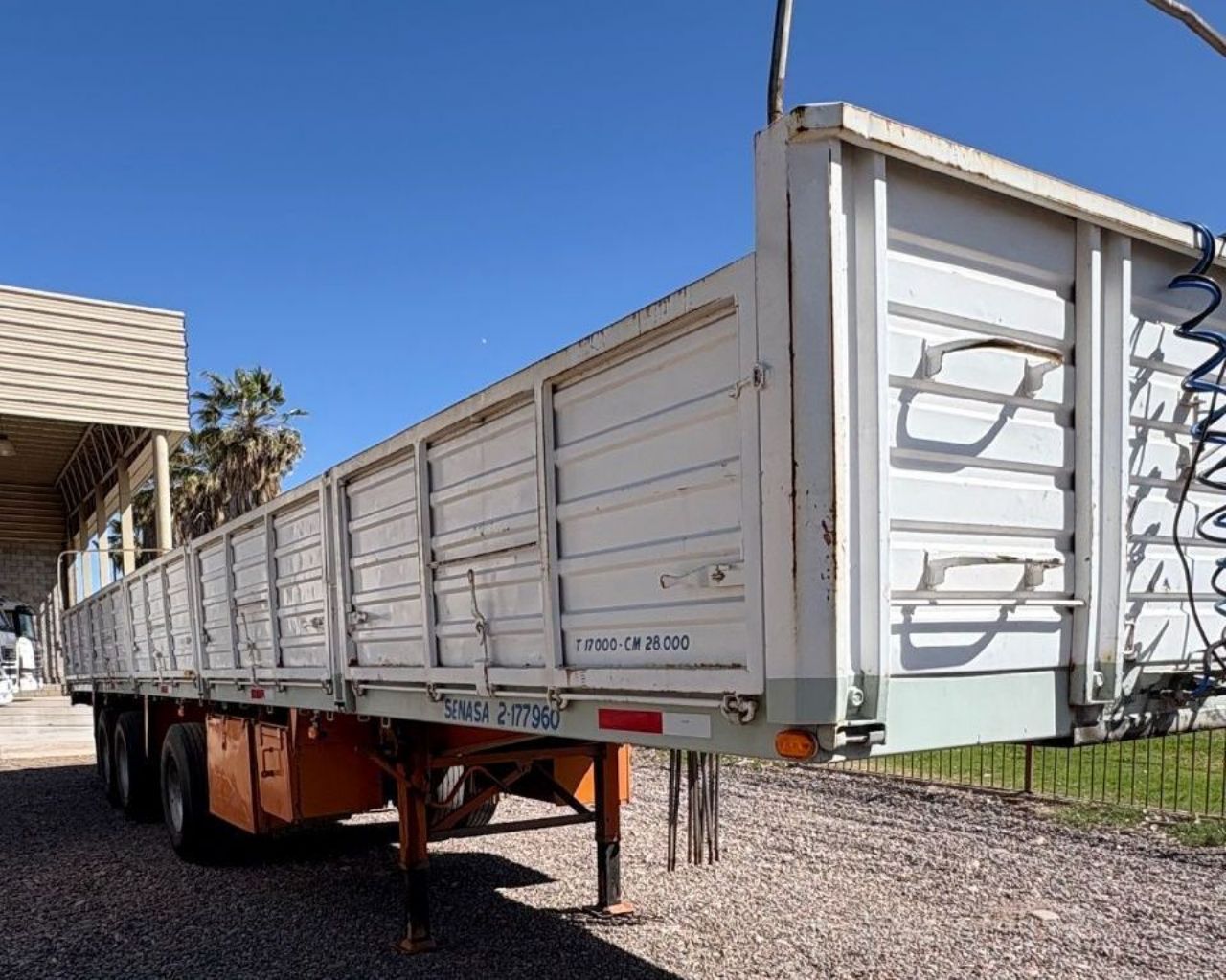 Remolque 3 ejes Usado en Mendoza, deRuedas