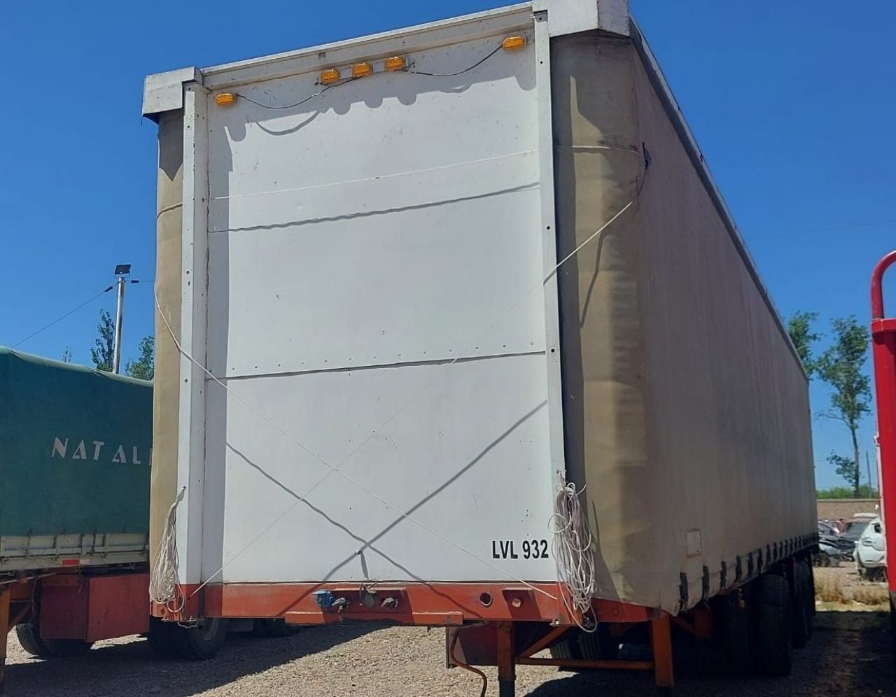 Remolque 3 ejes Usado en Mendoza, deRuedas