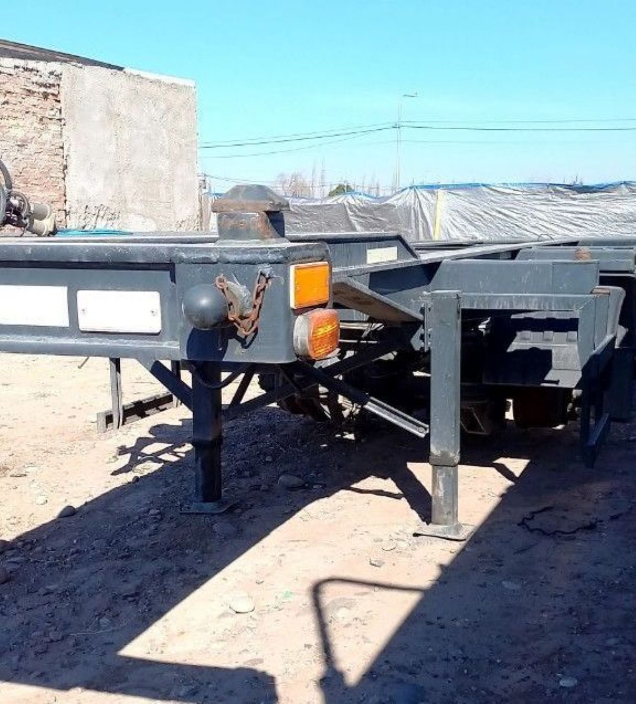 Remolque 3 ejes Usado en Mendoza, deRuedas