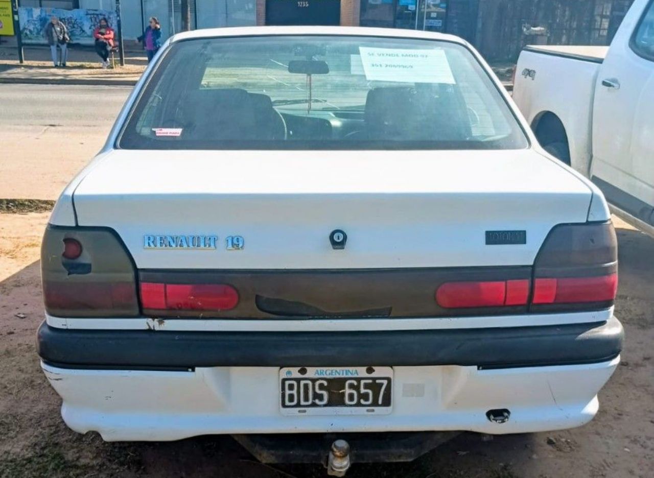 Renault 19 Usado en Córdoba, deRuedas