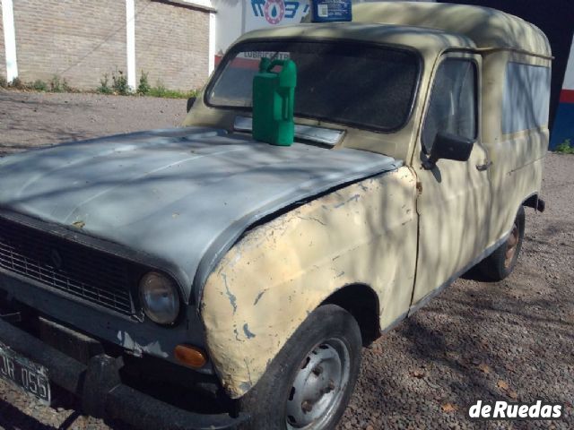 Renault 4 Usada en Mendoza, deRuedas