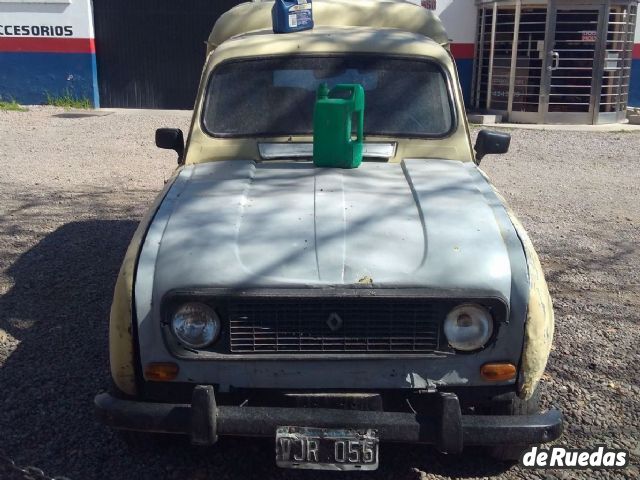 Renault 4 Usada en Mendoza, deRuedas