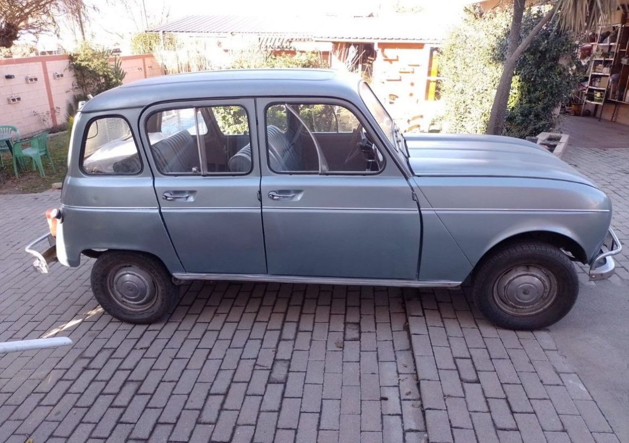 Renault 4 Usado en Córdoba, deRuedas