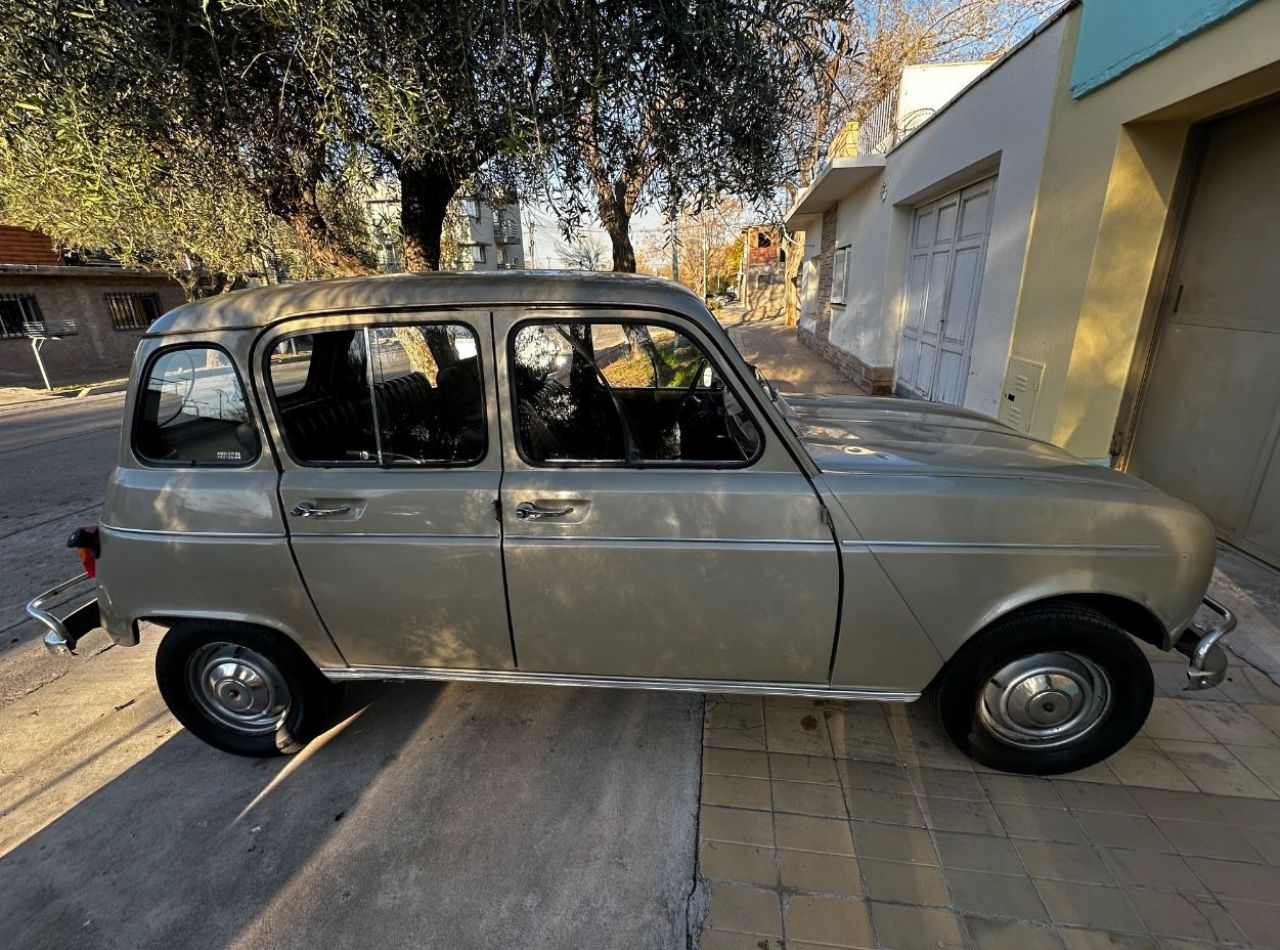 Renault 4 Usado en Mendoza, deRuedas