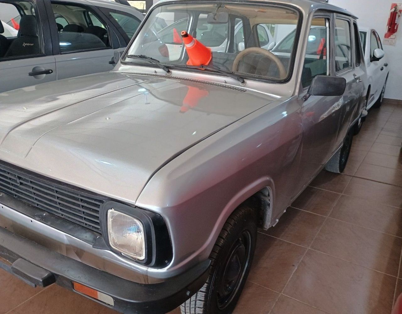 Renault 6 Usado en Mendoza, deRuedas
