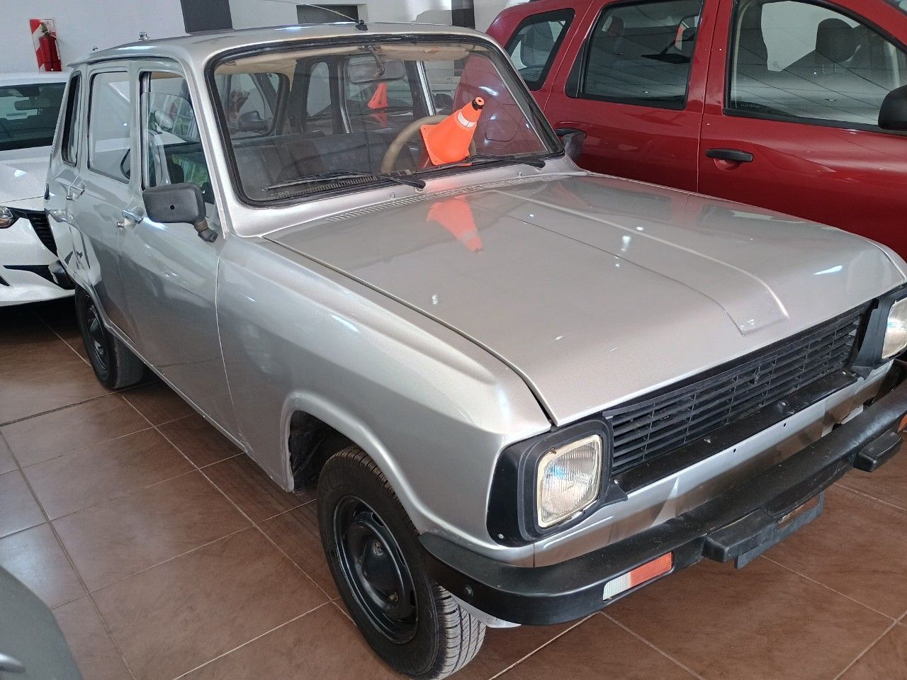 Renault 6 Usado en Mendoza, deRuedas