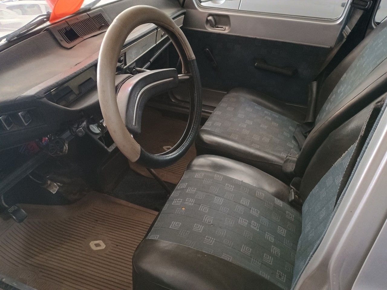 Renault 6 Usado en Mendoza, deRuedas