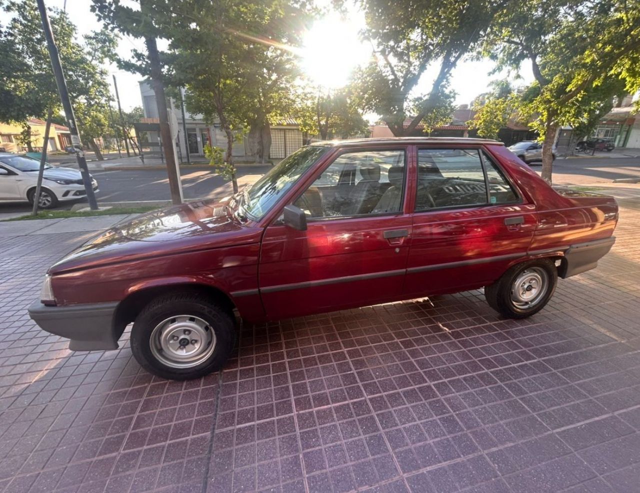 Renault 9 Usado en Mendoza, deRuedas