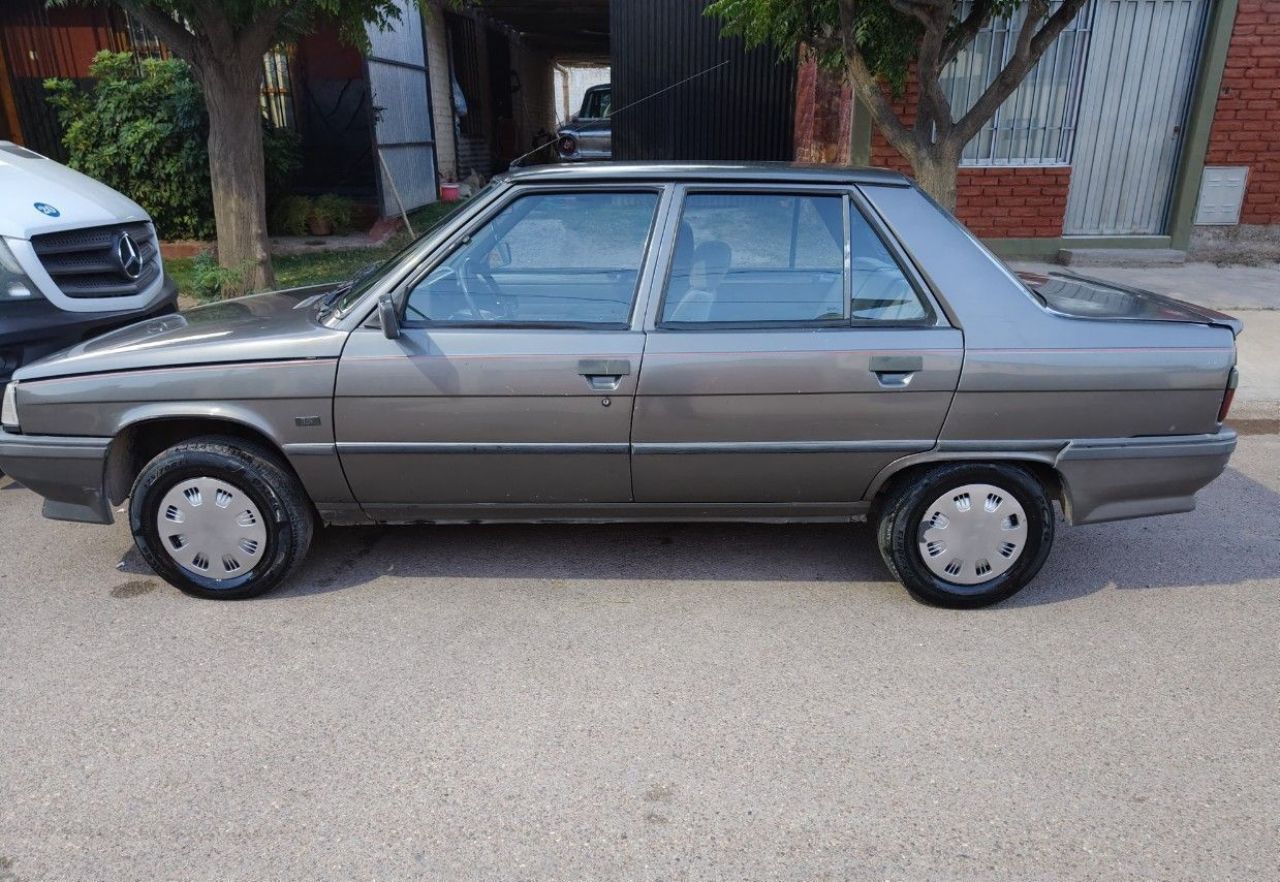 Renault 9 Usado en Mendoza, deRuedas