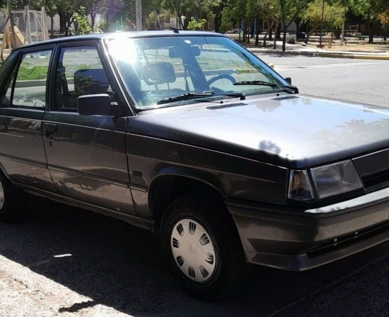 Renault 9 Usado en Mendoza, deRuedas