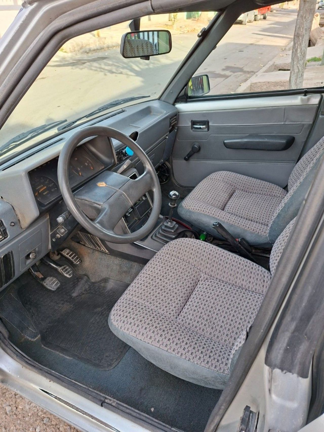 Renault 9 Usado en Mendoza, deRuedas