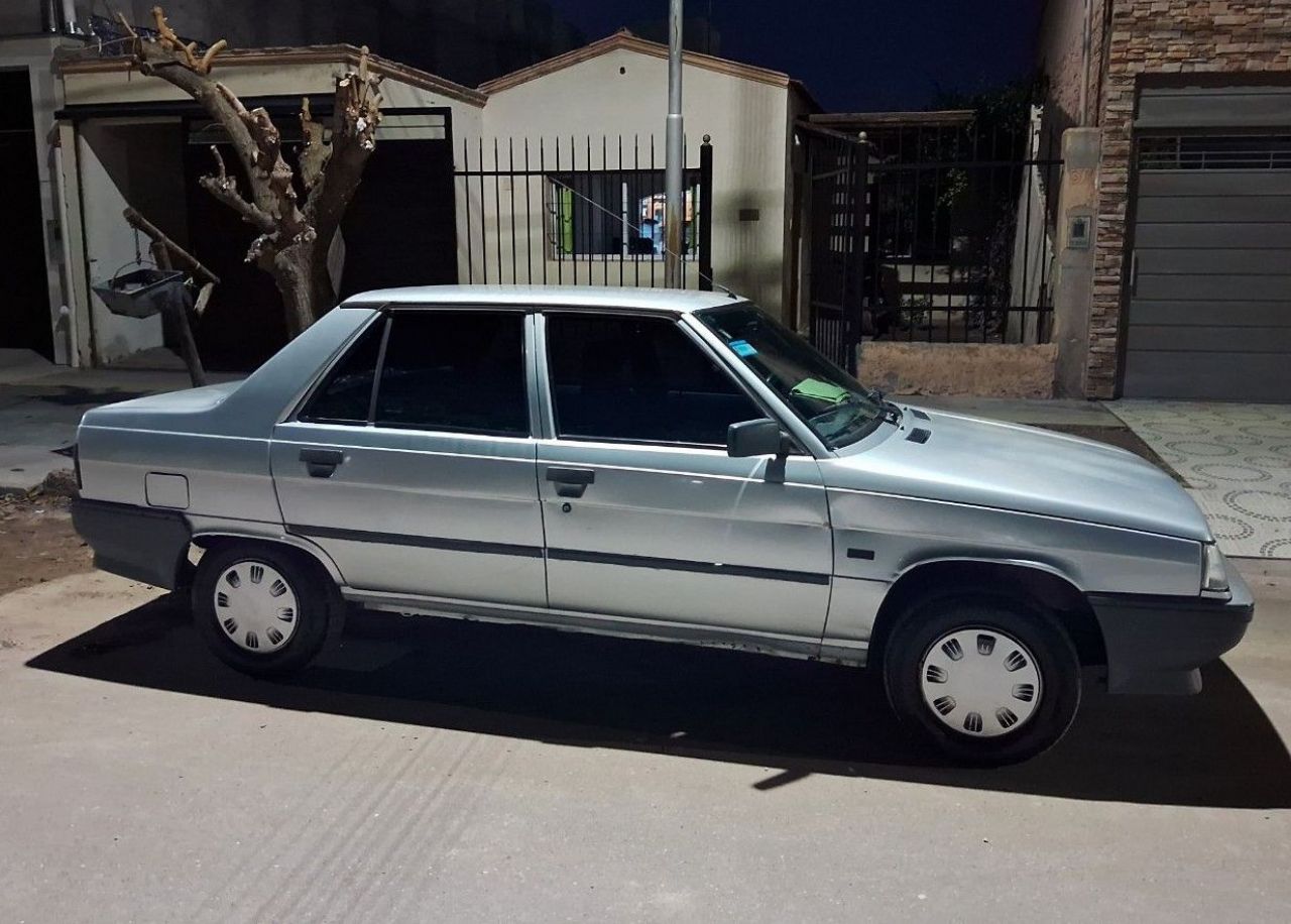 Renault 9 Usado en Mendoza, deRuedas
