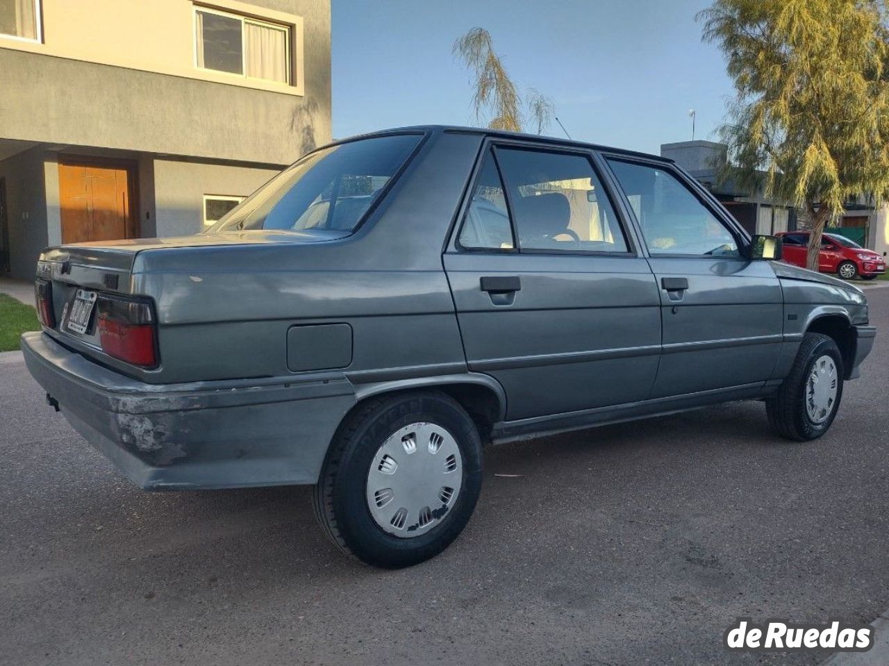 Renault 9 Usado en Mendoza, deRuedas