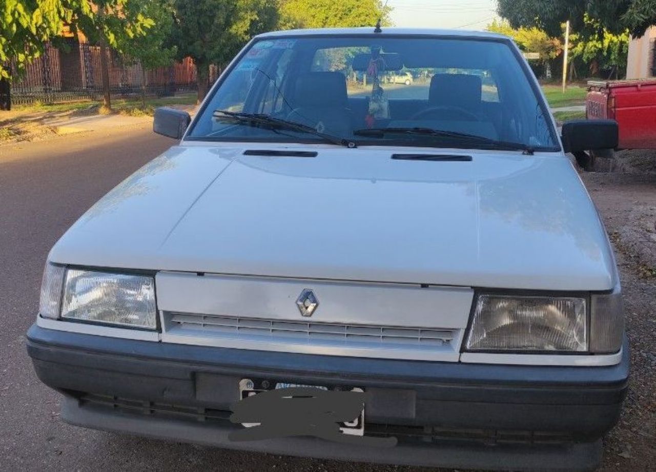 Renault 9 Usado en Mendoza, deRuedas